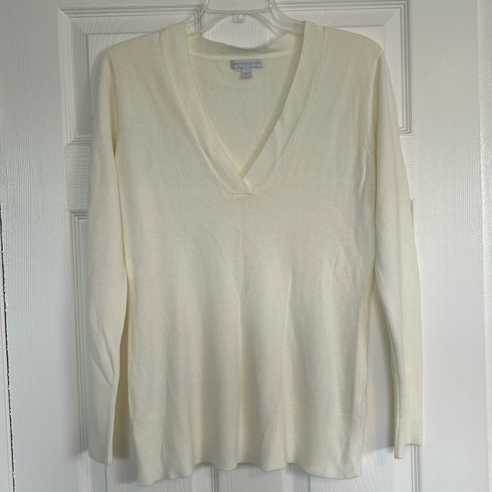 New York & company soft long sleeve shirt